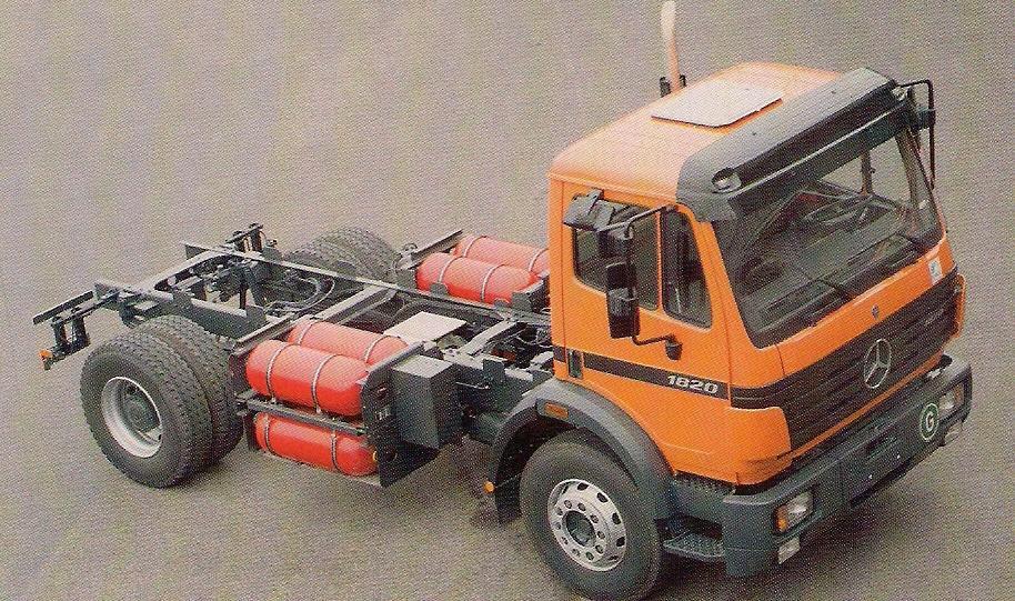 Pojazdy ciężarowe przewożą z reguły potrzebne paliwo w dużych