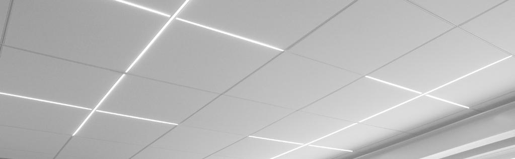 TU Lampa z kloszem transparentnym, z niskim współczynnikiem olśnienia (UGR).