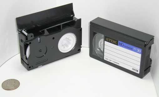 Kasety VHS (ang. Video Home System) w latach osiemdziesiątych i dziewięćdziesiątych ubiegłego wieku stanowiły one popularny standard zapisu i odtwarzania przeznaczony dla rynku konsumenckiego.
