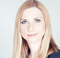 Zaczynała od stanowiska HR Projects Coordinator wspierając dywizję Sales & Marketing, przechodząc przez kolejne szczeble i kończąc na stanowisku Business Managera wspierając wszystkie dywizje: Sales