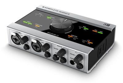 najwyższej jakości (24Bity/96kHz). Interfejs wyposażony jest w 4 analogowe wejścia/wyjścia, cyfrowe wejścia/wyjścia, MIDI i niskią latencję wszystko to w eleganckiej, metalowej solidnej obudowie.
