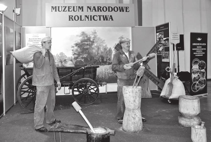 Metody badań i oceny atrakcji turystycznych Fot. 22. Promocja Muzeum Narodowego Rolnictwa w Szreniawie podczas Tour Salon w Poznaniu (fot. Z.