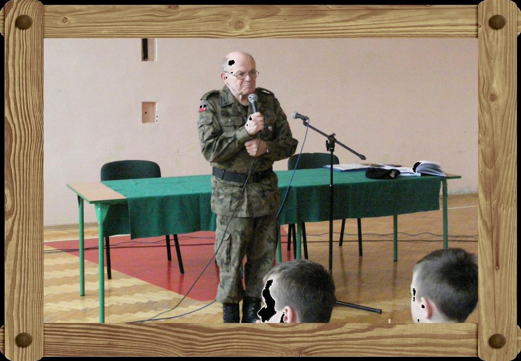 Zuch, żołnierza podziemia niepodległościowego.