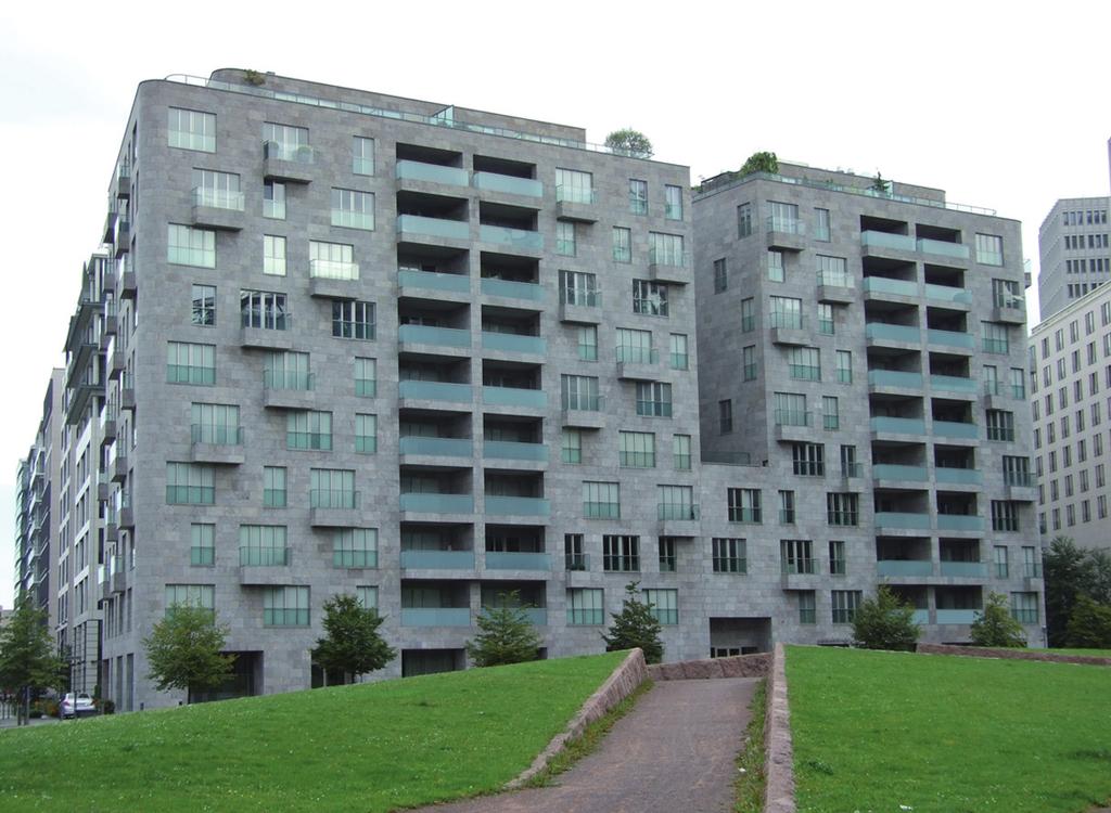 Blok mieszkalny Parkside Apartments Berlin. Henriette Hertz Park; przestrzeń publiczna (fot. W.