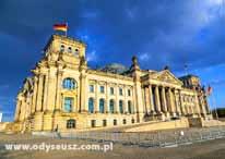 Powrót na obiadokolację i nocleg. Śniadanie. Nowe Miasto Uno Centrum, Grinzing dzielnica willowa, Wzgórze Kahlemberg miejsce odsieczy Jana III Sobieskiego, kościółek polski, panorama miasta.