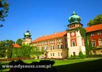 II wariant wycieczki: Dębno: zabytkowy kosciółek wpisany na Liste Światowego Dziedzictwa UNESCO.