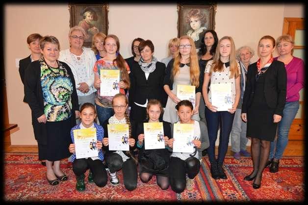 Spotkania i wydarzenia 25 września - 8 uczniów z jasielskich szkół podstawowych i gimnazjów otrzymało nagrody w ramach