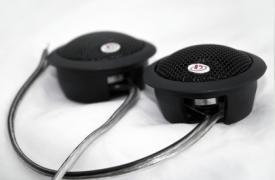 STARLINE ST 2.0 T Tweetery 20mm / 0,75 Jedwabna membrana Neodymowy magnes Pasmo przenoszenia: 3500Hz - 25000Hz Skuteczność: 88dB 1W/1m Impedancja: 4 Fs: 1600Hz Moc nominalna: 80W (HP 5kHz 12/oct.