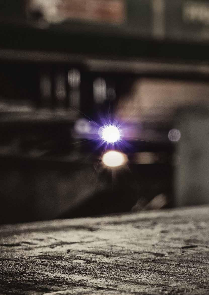 LA-CO Industries produkuje wyspecjalizowane produkty, które są RIGHT FOR THE JOB i służy pomocą profesjonalnym spawaczom w wykonywaniu ich pracy.