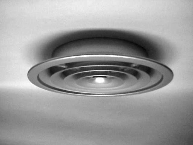 ANEMOSTATY OGRĄGŁE TYPU 43-SF Anemostaty z okrągłymi stożkami, ustawne w jednej płaszczyźnie z sufitem, wykonanie z anodowanego aluminium w naturalnym kolorze.