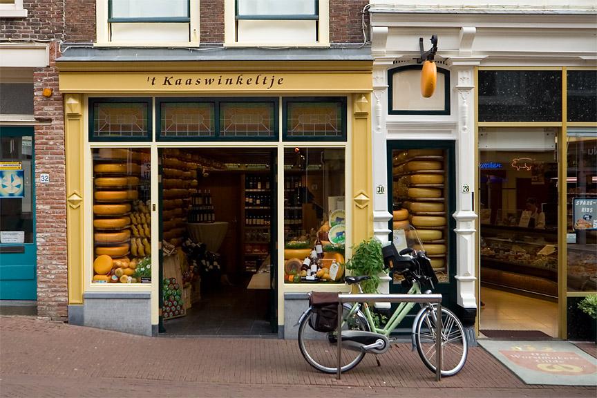 Autorem tego zdjęcia jest Arjan Almekinders. Kliknijcie tutaj po więcej zdjęć Arjana. 7. Oliebollen Żeby spróbować oliebollen najlepiej polecieć do Amsterdamu w sylwestra.