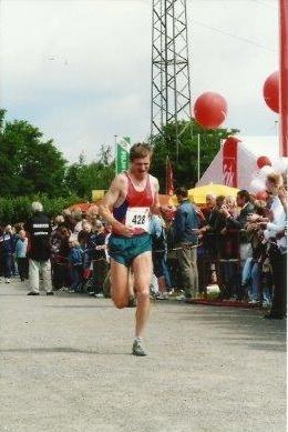 12. Otwarte Mistrzostwa Wrocławia 12 czerwca 2004 r. we Wrocławiu odbyły się Otwarte Mistrzostwa Wrocławia w biegu półgodzinnym.