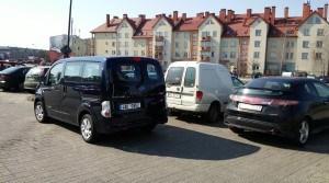 Bardzo częsty widok z podejmowanych prób tankowania samochodu elektrycznego na Ursynowie. Miejsce ładowania pod halą Arena przy Pileckiego.
