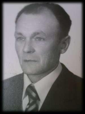 młodzieżowców.