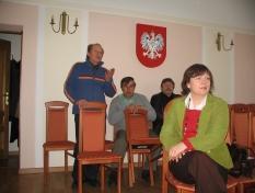 Pani Czernichowska uważa, że jeśli nasi goście będą mieli okazję do wypadów rowerowych czy pieszych, do zapoznania się z historią tych terenów, z zabytkami, pomnikami przyrody to dopiero zachęci ich