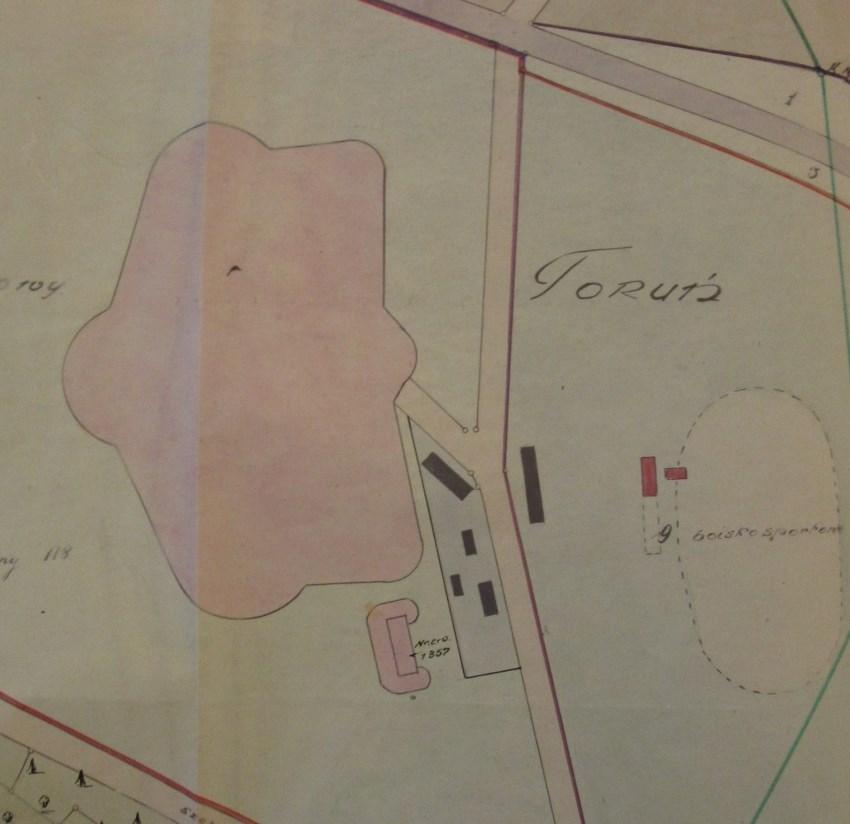 Ryc. 3. Obiekty zaplecza Fortu IX Twierdzy Toruń, stan z początku 1926 r. CAW, sygn. I.371.8.486, Warownia Bolesława Chrobrego. Plan gruntów, 6 VI 1926 r.