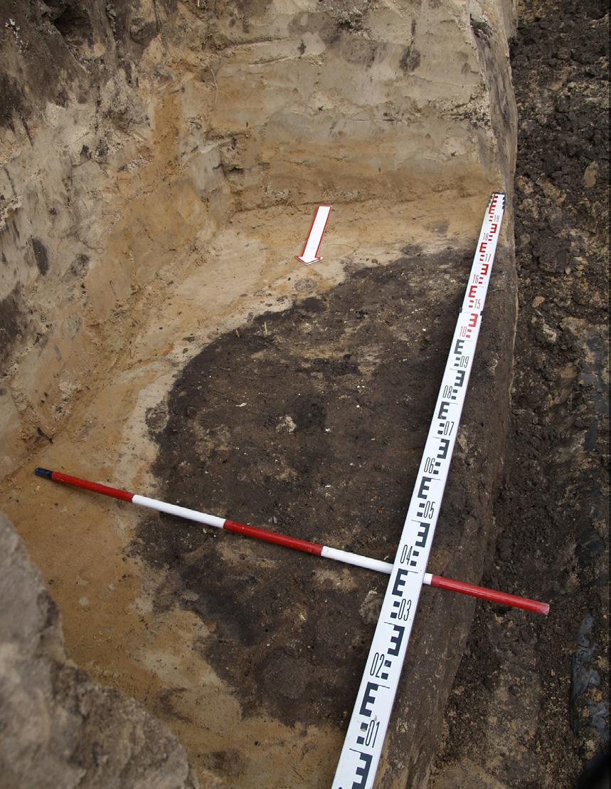 Pokaz toczenia naczynia na kole garncarskim Z kolei na osadzie