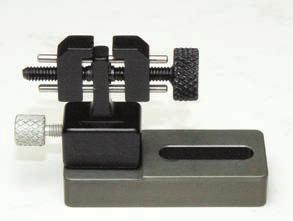 R-CMV-4 M4 58 mm 32 mm 32 mm 11 mm R-CMV-6 M6 58 mm 32 mm 32 mm 11 mm ŚR. WYS.
