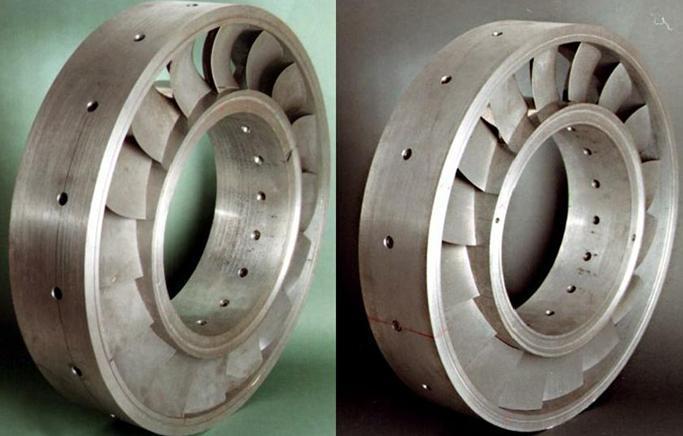 4. Opis stanowiska badawczego turbiny modelowej TM3-00 107 Wieniec kierownicy zbudowano tak, by profile łopatki przestrzennej i cylindrycznej wzajemnie przenikały się w środkowej części kanału