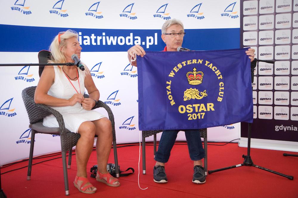 Miłośnicy skuterów wodnych na różnych akwenach, autor oblegali stoisko firmy Taurus Sea koncepcji i animator budowy Power na którym prezentowane