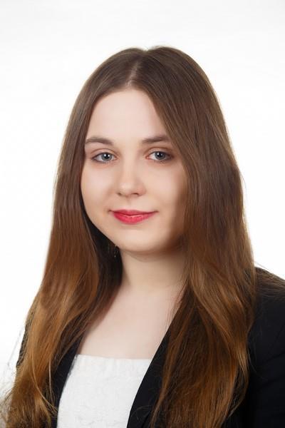 matematycznofizyczna, średnia 4,77, zachowanie wzorowe Kulesza Aleksandra