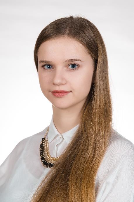 Aleksandra Miazga absolwentka klasy IIIb, klasa biologicznochemiczna,