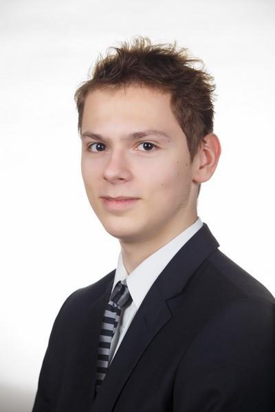 Mach Maciej absolwent klasy IIIa, klasa biologiczno-chemiczna, średnia 4,95, zachowanie wzorowe Paluch Monika absolwentka klasy IIIa, klasa