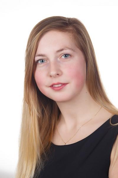 wzorowe Leniart Karolina absolwentka klasy IIIb,