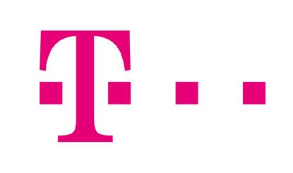 4 DEUTSCHE TELEKOM (telekomunikacja) 2015 2016 2017 2018 2019 Przychody (mln ) 69 228,0 72 266,51 75 151,89 77 332,59 79 095,39 EBIT (mln ) 8 673,0 8 900,08 9 674,17 10 932,10 12 009,41 Wynik netto