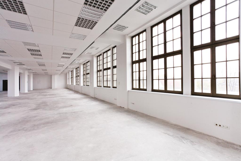 Wełna Business Center Wełna Business Center to unikatowy budynek mieszczący się w odrestaurowanym kompleksie dawnej Fabryki Polskiej Wełny, w samym sercu miasta.