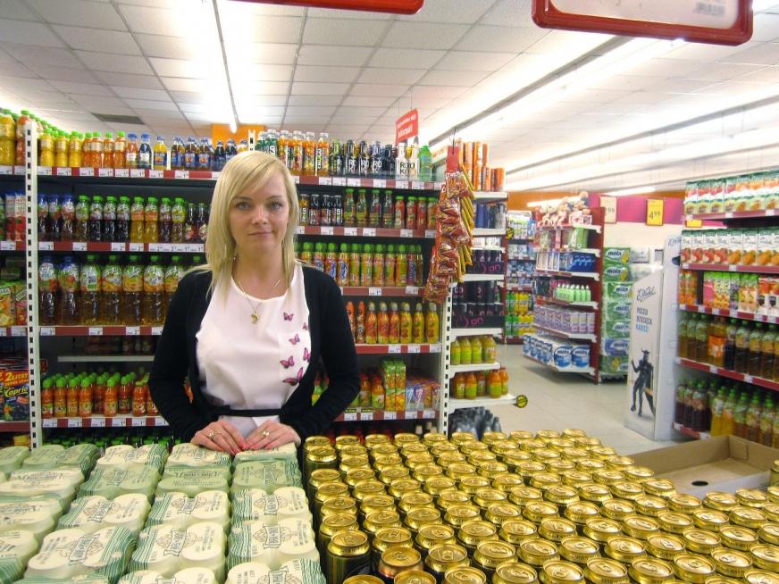 EKO w Opolu odzyskuje zaufanie klientów data aktualizacji: 2016.05.23 Supermarket EKO przy ul. Niemodlińskiej w Opolu długo nie cieszył się dobrą opinią ani wśród dostawców, ani wśród klientów.