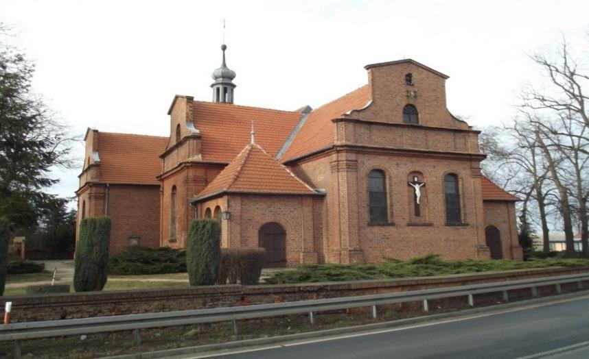 murowany, otynkowany z kolumnowym portykiem w fasadzie frontowej i z trójbocznym ryzalitem w fasadzie ogrodowej. Wnętrza zostały całkowicie przebudowane w 1893 i po 1945 roku.