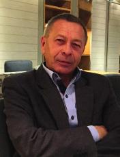 zanwni Pañstw, Drdzy Hdwcy lejny raz z wielk¹ rzyjemnœci¹, rzekazujemy w Wasze rêce najnwszy katalg buhajów, ierwszej tegrcznej wycenie kwiecieñ 2016 Przedstawiamy Pañstwu katalg buhajów zawieraj¹cy