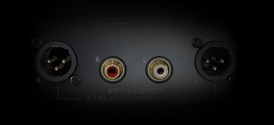 UDP-205 posiada dedykowaną sekcję stereo, której zwieńczeniem są zbalansowane wyjścia XLR oraz RCA.