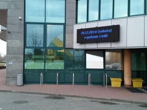 Wspólna Wigilia w CIX LO Nauczyciele, uczniowie, pracownicy szkoły w dniu 19.12.2014 r zasiedli do wigilijnego stołu. Zebranych powitała p. dyr.