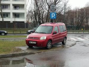 Przez chwilę zastanawiałem się