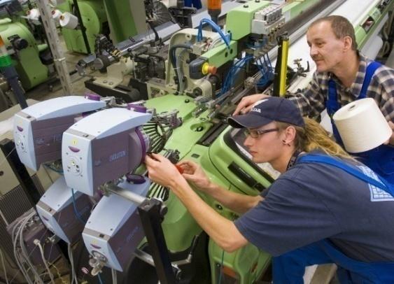 3.1 Zalety dla przedsiębiorstw: przedsiębiorstwo decyduje o rozpiętości, głębokości i czasie trwania praktyki (model strukturalny 2 plus X) dostosowane oferty praktyk (np.