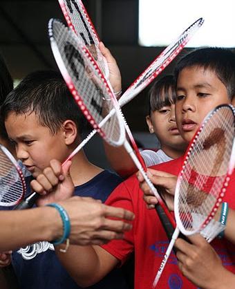 Program Badmintona dla Szkół WIZJA Badminton jako jedna z najbardziej popularnych dyscyplin sportowych w szkołach Shuttle Time to program, który ma przede wszystkim pomóc nauczycielom Shuttle Time