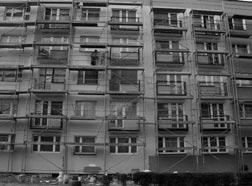 MOJA SPÓŁDZIELNIA 8/2010 Remonty, remonty Administracje poszczególnych osiedli solidnie pracują nad tym, aby wszelkie prace prowadzone były zgodnie z wcześniej ustalonym planem remontów na 2010 rok.
