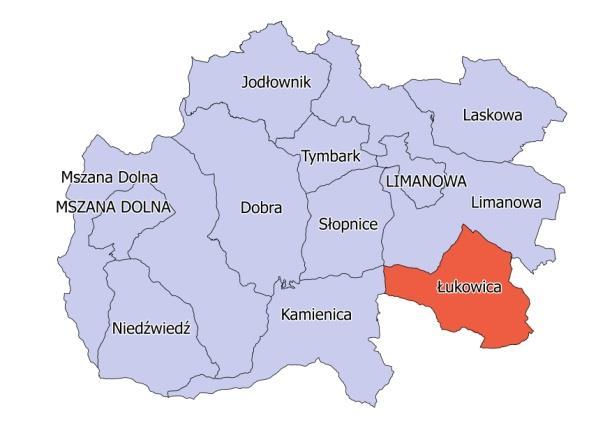 Według danych Urzędu Gminy Łukowica na koniec 2014 roku powierzchnia ogółem gminy wynosiła 69,70 km 2, natomiast zamieszkiwało ją 9