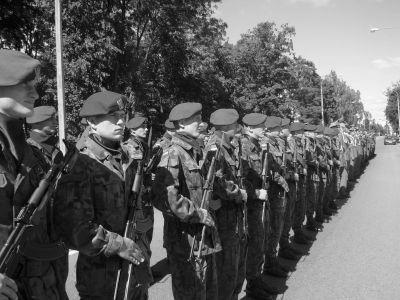 Wyjątkową manifestacją uczuć patriotycznych mieszkańców Suwałk był pogrzeb profesora Edwarda Franciszka Szczepanika- ostatniego premiera rządu RP na uchodźstwie, Honorowego