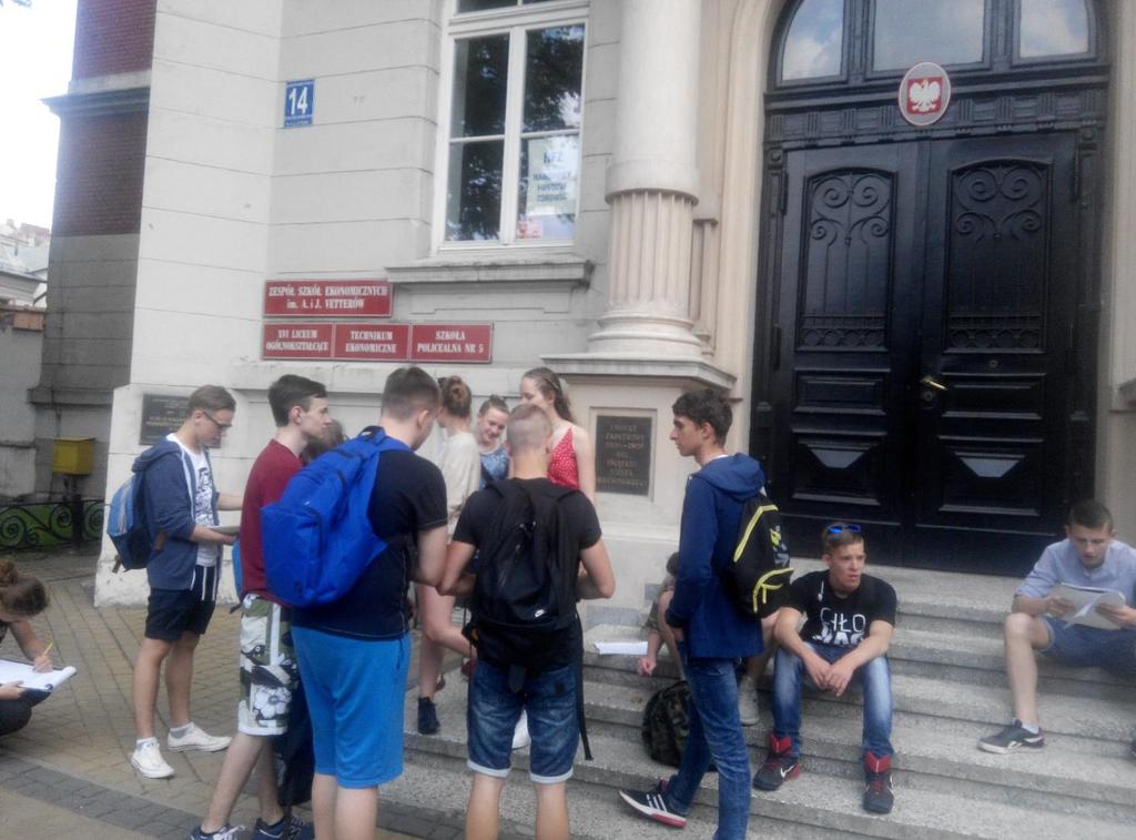 Zespół Szkół Ekonomicznych im. A. i J. Vetterów w Lublinie 4. Poza gimnazjami humanistycznymi rozwijało się także szkolnictwo zawodowe i artystyczne.