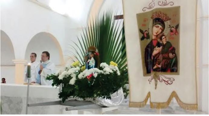 Oprócz członków bractwa Matki Bożej Nieustającej Pomocy w celebracjach uczestniczyło wiele osób z innych wspólnot kościelnych i grup pastoralnych.