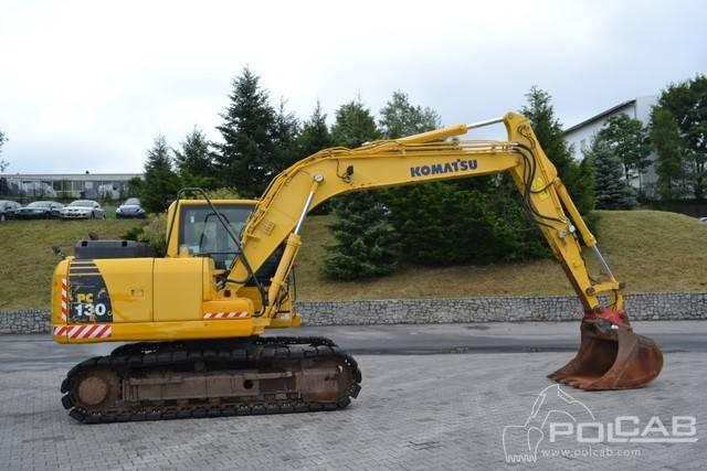 Komatsu PC130-8 / fot. Polcab Wynajem maszyn budowlanych dla kogo? Do kogo kierowana jest oferta wynajmu maszyn Polcab?