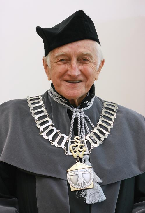 pierwszy Dziekan prof.