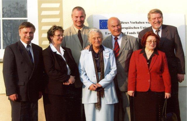 W kwietniu 2004 roku delegacja z gminy Trzebiechów uczestniczyła w otwarciu Gminnego Centrum