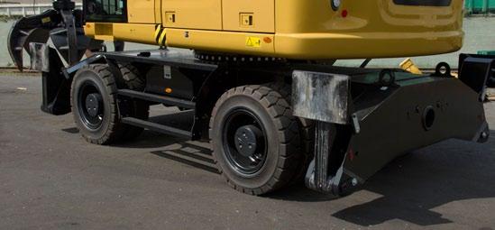 Opcje podwozia Przemyślane rozprowadzenie przewodów hydraulicznych, zabezpieczenie skrzyni biegów i osie o dużej wytrzymałości czynią podwozie Cat doskonałą bazą koparki.