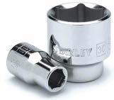 1,5-10mm 15,19 0-69-253 0-69-256 0-69-256 Klucze sześciokątne z łbem kulistym kpl. 9szt. 1,5-10mm 50,79 ZESTAW KLUCZY 4-89-907 4-89-907 Zestaw Kluczy płaskich z grzechotką 6szt.