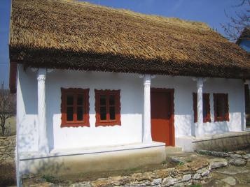 În acest sens, pensiunea capată sens de simbol al casei tradiționale din satele Moldovei.