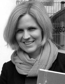 charliethelibrarian.com. W 2016 r. przez miesiąc przebywał w Etiopii, gdzie w ramach międzynarodowej pomocy rozwojowej szkolił etiopskich nauczycieli.